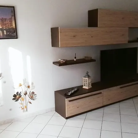 Casa L'aurina アパート アレッツォ